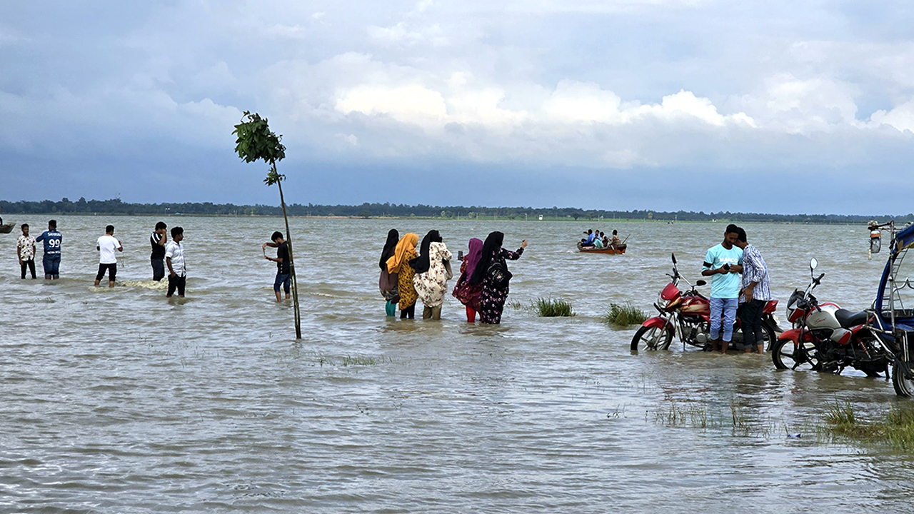 রামদাস বিলে সক্রিয় মোটরসাইকেল চোর চক্র, ৩০ ঘণ্টায় দুটি চুরি