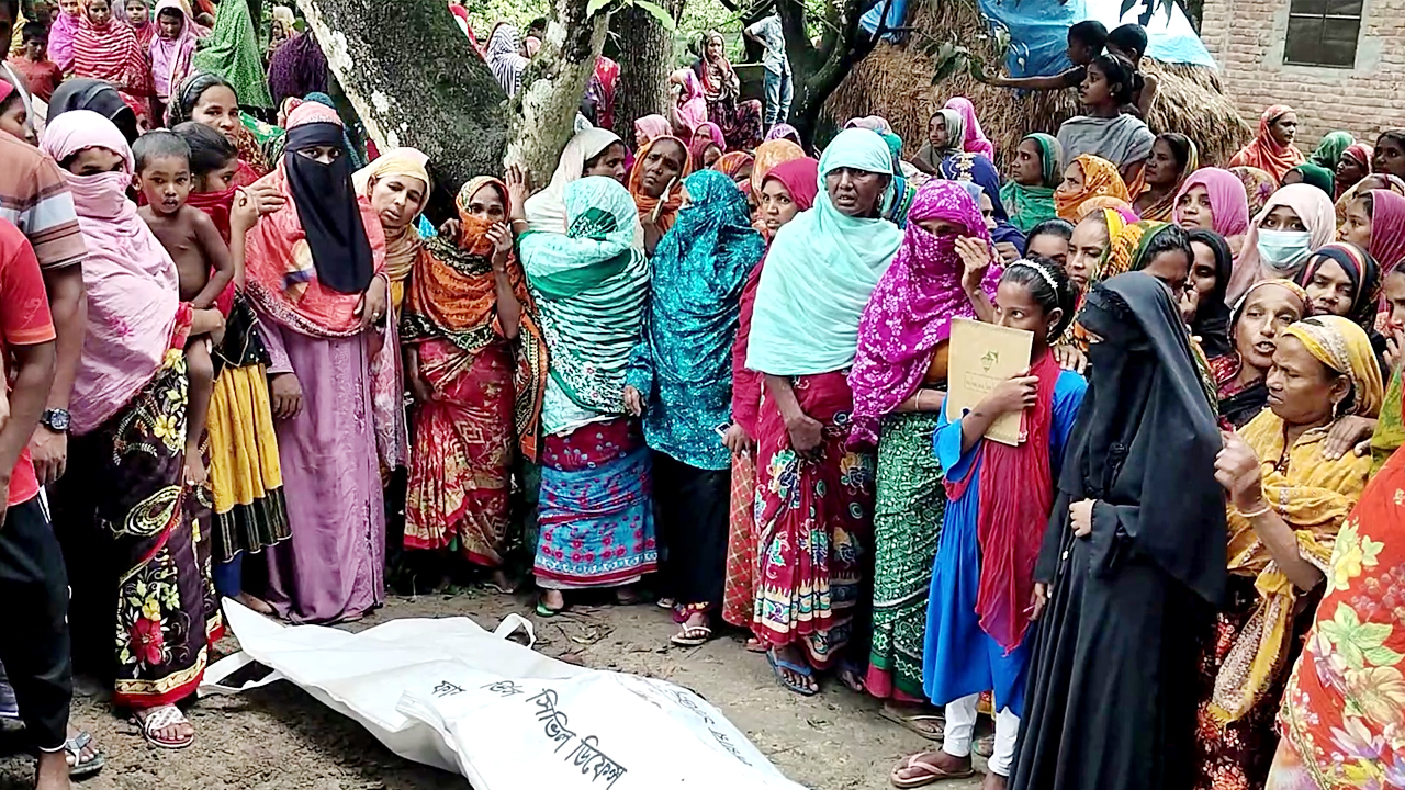 নাচোলে ট্রাকের ধাক্কায় মোটরসাইকেল আরোহী নিহত