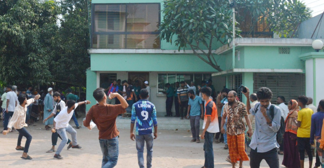 মোহাম্মদ আলী সরকারের ৩ সন্তান গ্রেপ্তার, কোল্ড স্টোরেজে হামলা