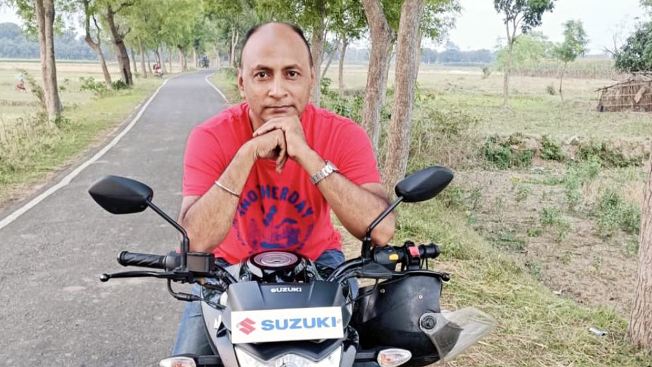 নিরাপদ সড়ক দিবসেই দুর্ঘটনায় প্রাণ গেল চাঁপাইনবাবগঞ্জের পাভেল-সইবুরের