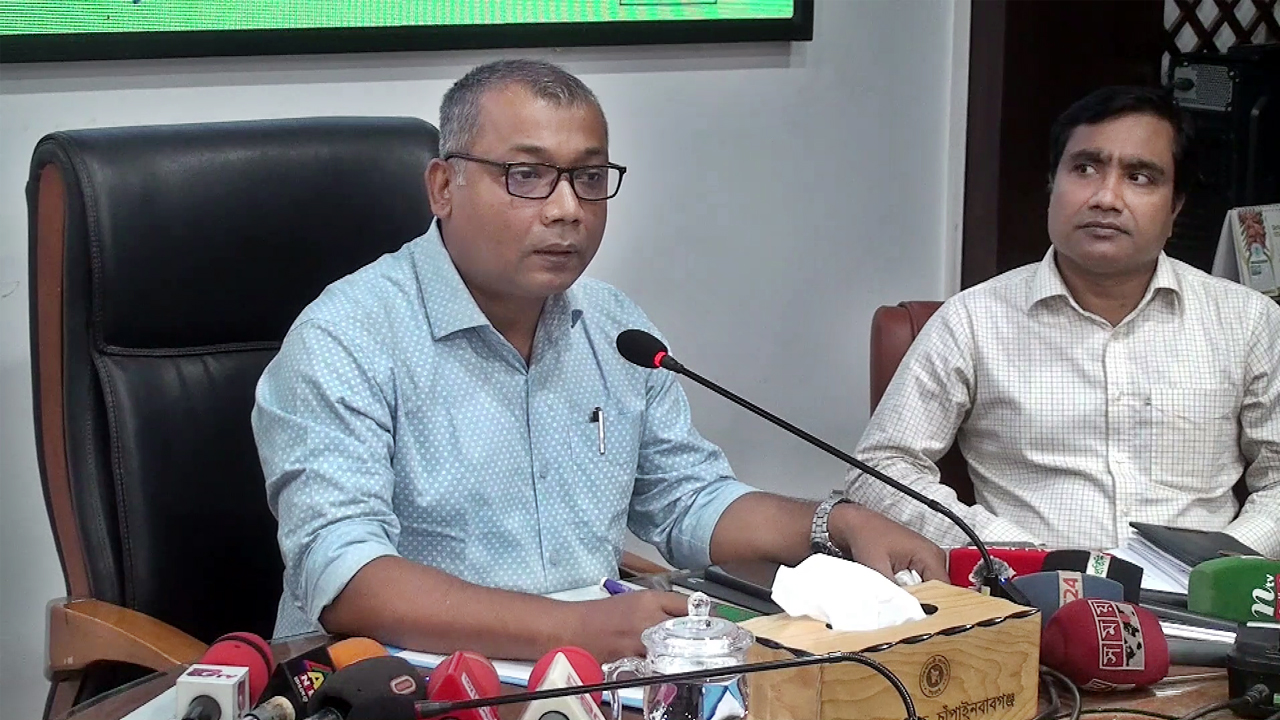 চাঁপাইনবাবগঞ্জে কর্মপরিকল্পনা জানালেন নতুন ডিসি মোহাম্মদ সোলায়মান