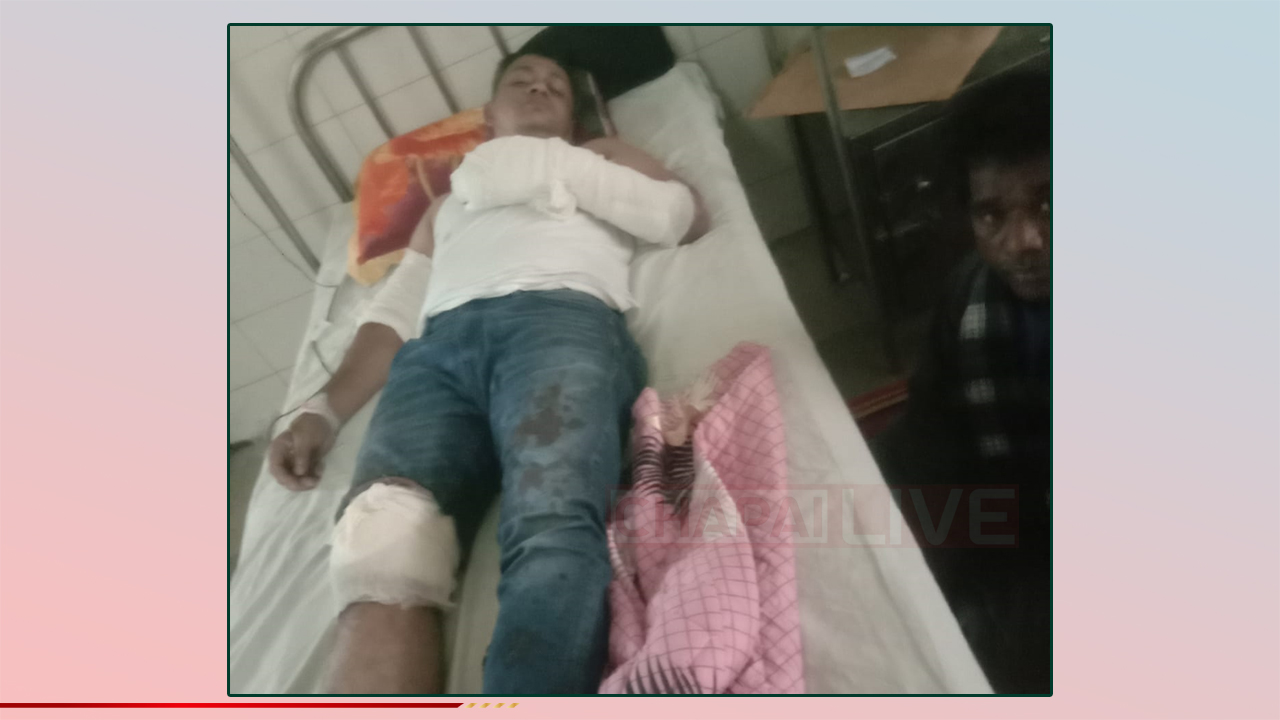 চাঁপাইনবাবগঞ্জে দুর্বৃত্তের ধারালো অস্ত্রের  আঘাতে পুলিশের এসআই আহত