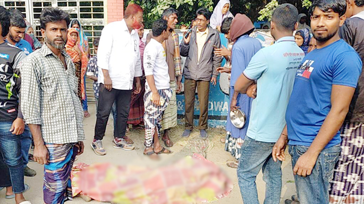 চাঁপাইনবাবগঞ্জে যাত্রীবাহী বাসের ধাক্কায় সাইকেল আরোহী নিহত