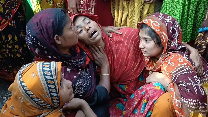 ‘মায়ের শাসনের মারধরে’ মৃত্যুর কোলে ঢলে পড়ল ১১ বছরের আশিক