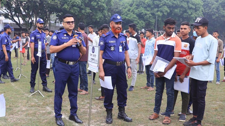 চাঁপাইনবাবগঞ্জে পুলিশ কনস্টেবল নিয়োগ প্রক্রিয়া হবে ‘শতভাগ স্বচ্ছ ও দুর্নীতিমুক্ত’