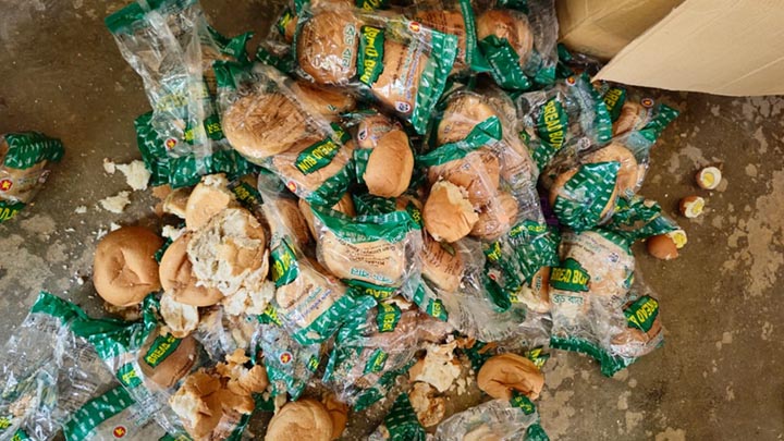 এবার শিবগঞ্জে স্কুল ফিডিং প্রকল্পের খাবার খেয়ে অসুস্থ শিক্ষার্থীরা