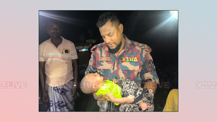 পদ্মায় নৌকাডুবির বিভিষীকা থেকে বেঁচে ফিরল ২০ দিন বয়সী তানিশা