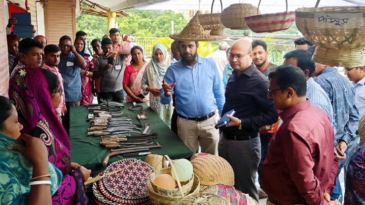 বাঁশ-বেতসহ কামারদের পণ্য উৎপাদন বিষয়ক কর্মশালা অনুষ্ঠিত