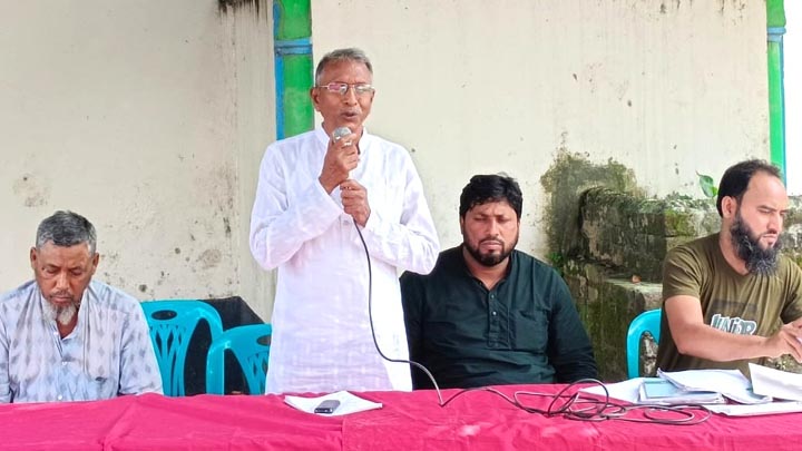 গ্রামের কৃষকদের উন্নয়নে ঐক্যবদ্ধ থাকার অঙ্গীকার  